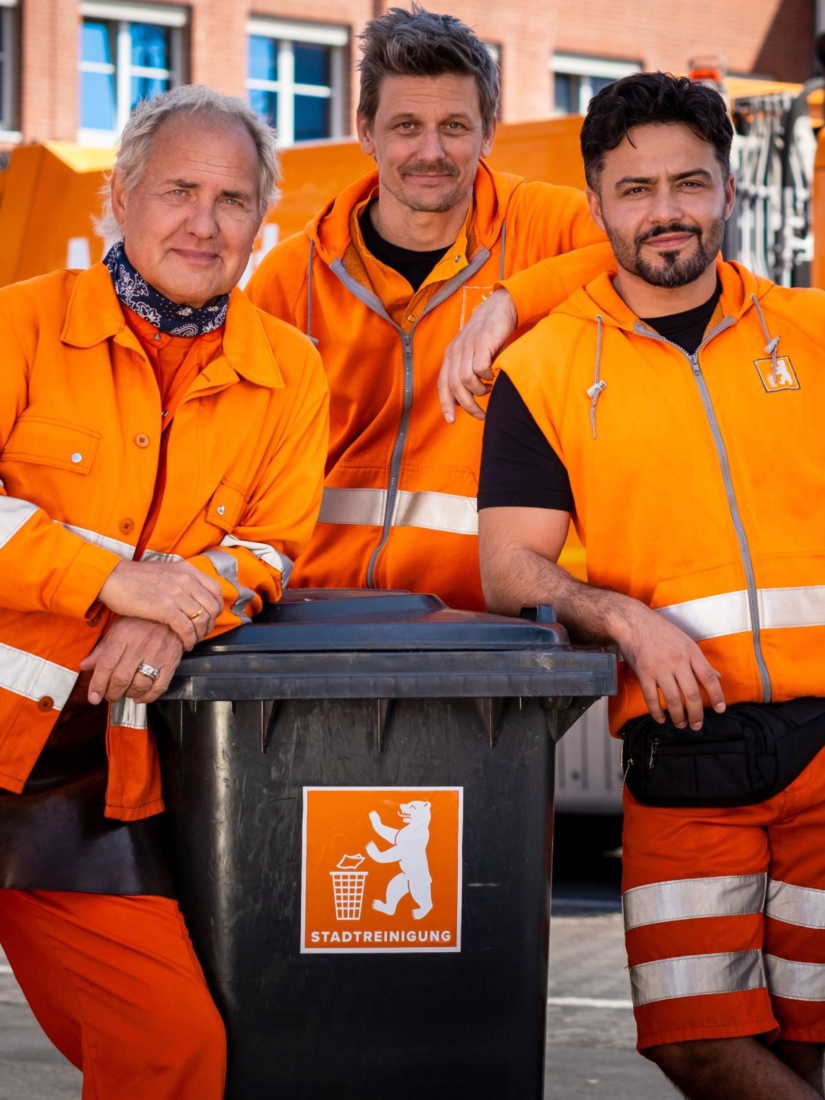 Von 'Das Boot' bis 'Fack ju Göhte': Der vielseitige Cast der Müllabfuhr